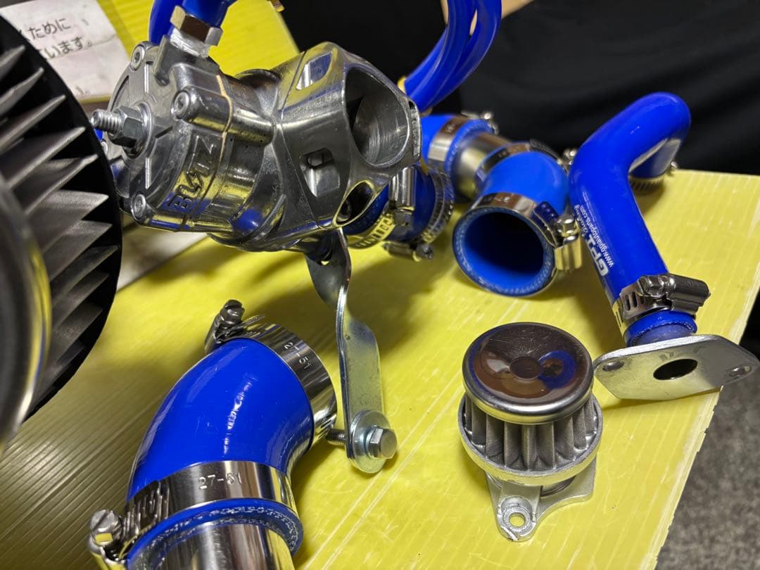 【くり様オーダー専用】ジムニーJA11 BLITZサクションインテークフルキット