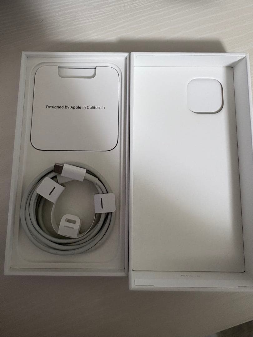 Apple iPhone 13 ブルー　SIMフリー　256G