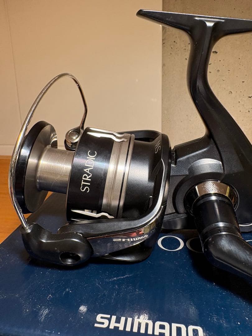 SHIMANO STRADIC SW8000HG スピニングリール　美品中古