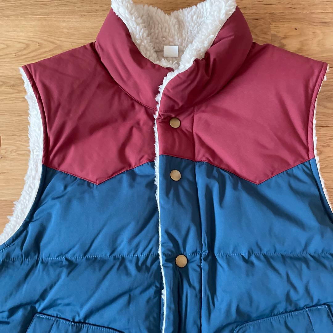 【新品未使用】Patagonia（パタゴニア）リバーシブル ビビー ダウンベスト