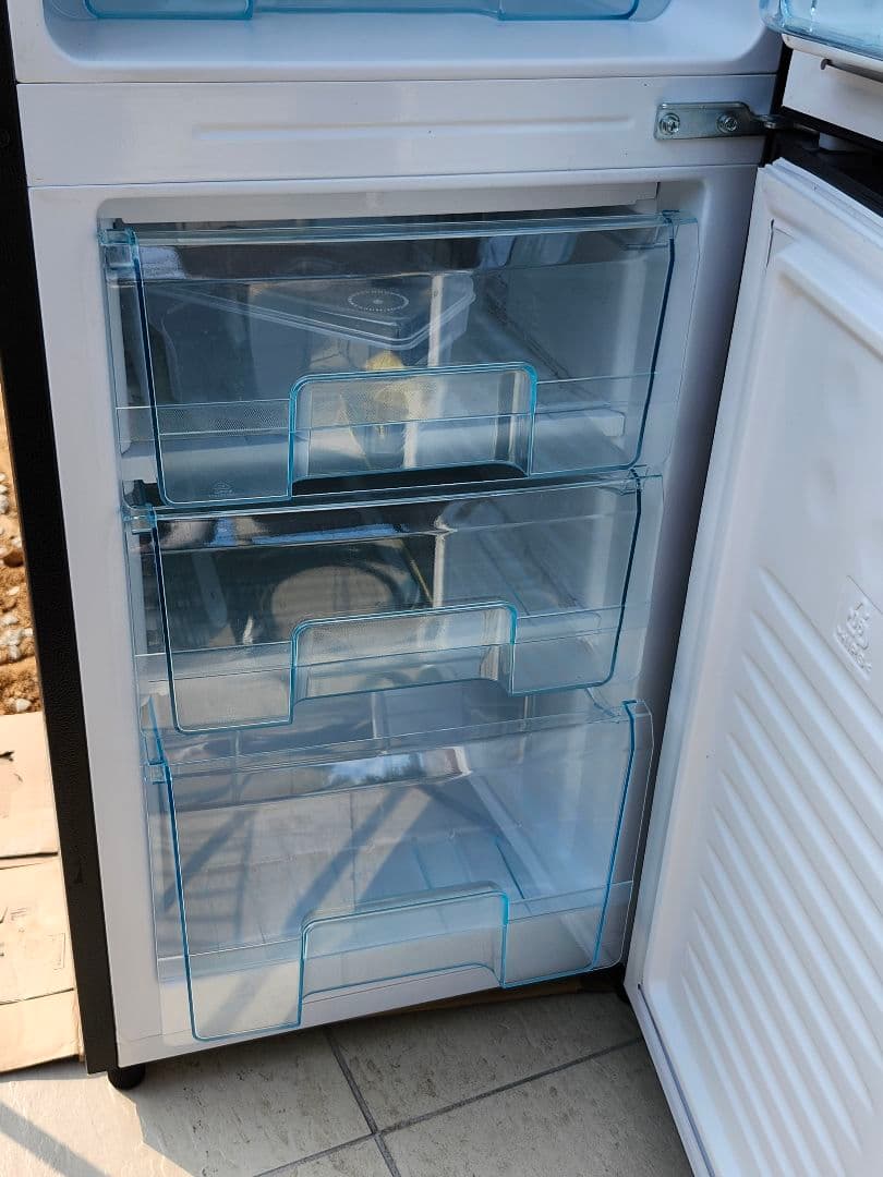 アイリスオーヤマ冷蔵庫　IRSE-16A-B