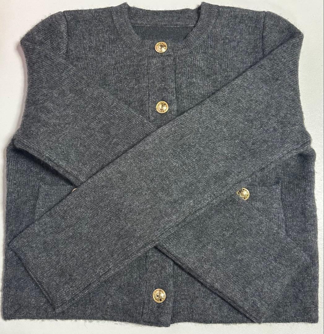 アニュアンス　カシミヤブレンドノーカラーニットジャケット　グレー