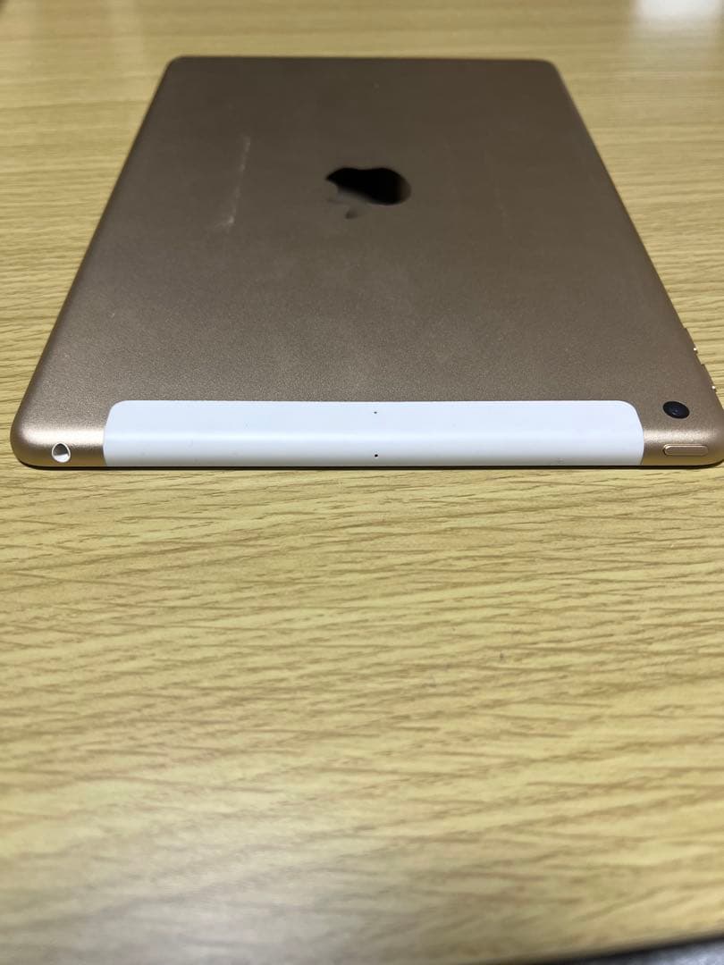 Apple iPad ゴールド 128Ｇ