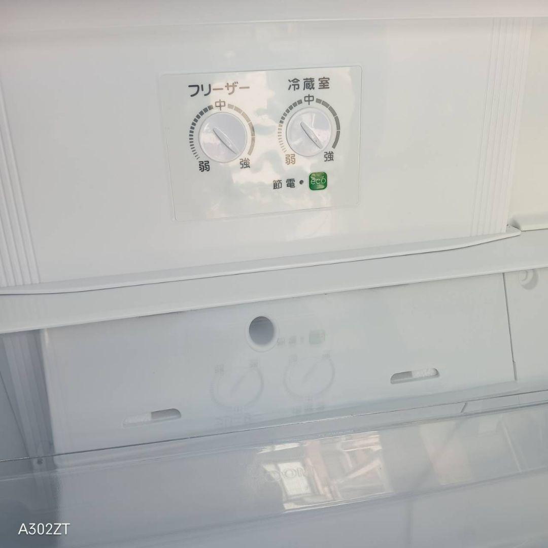 1129 送料設置込　アクア　人気モデル　大型冷蔵庫　4ドア　ホワイト