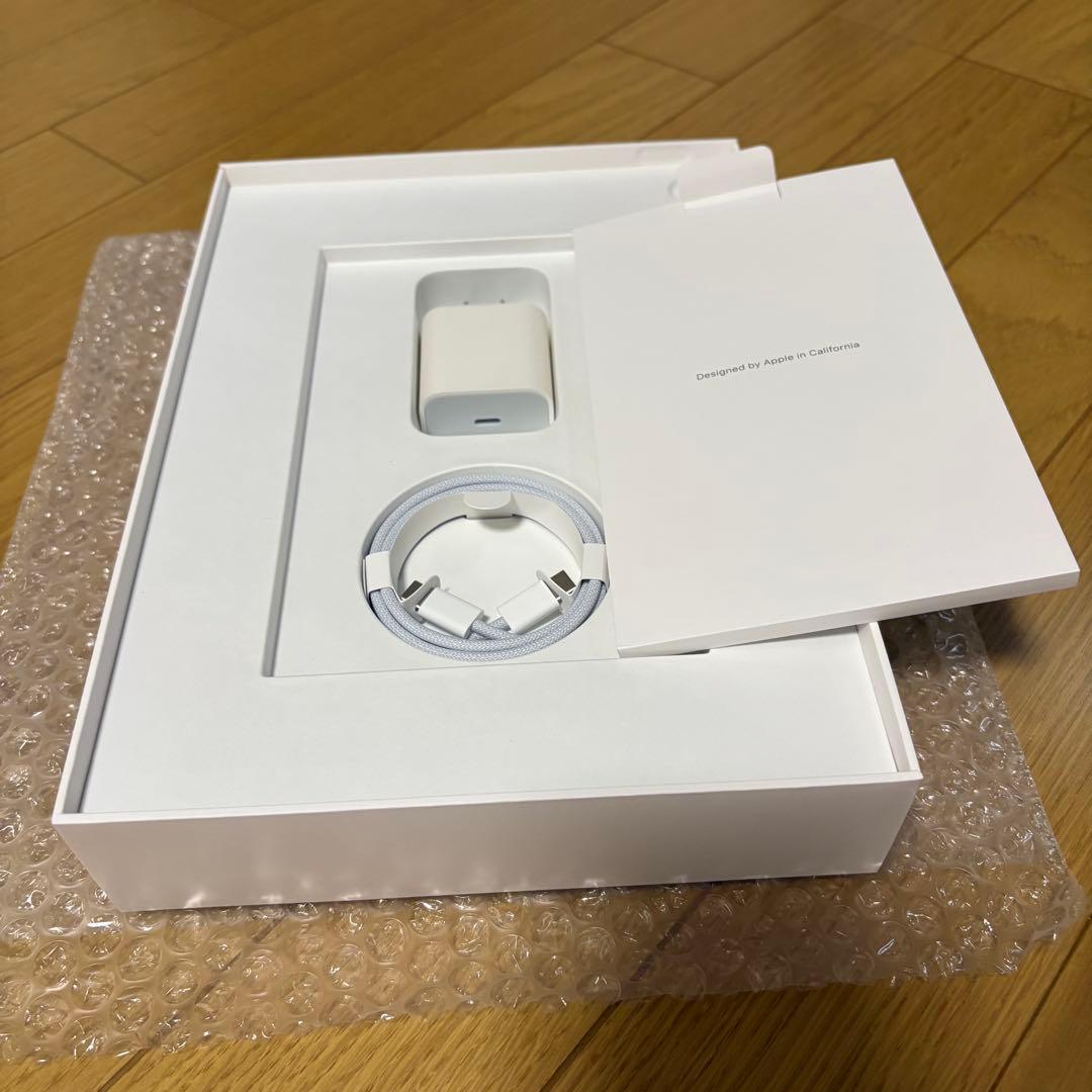 【付属品未使用】iPad 第10世代　64GBブルー