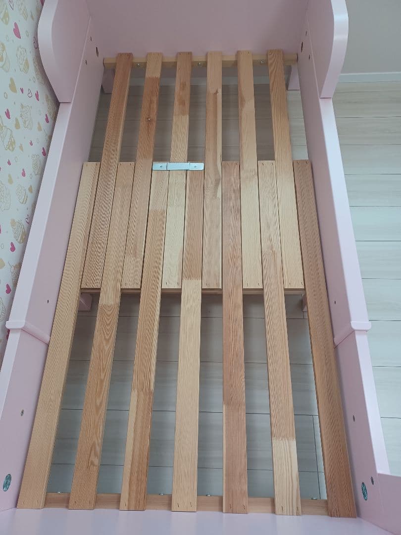 神戸市引き取り限定☆対面お渡し☆IKEA伸長ベッドフレーム☆ブースンゲ　ピンク色