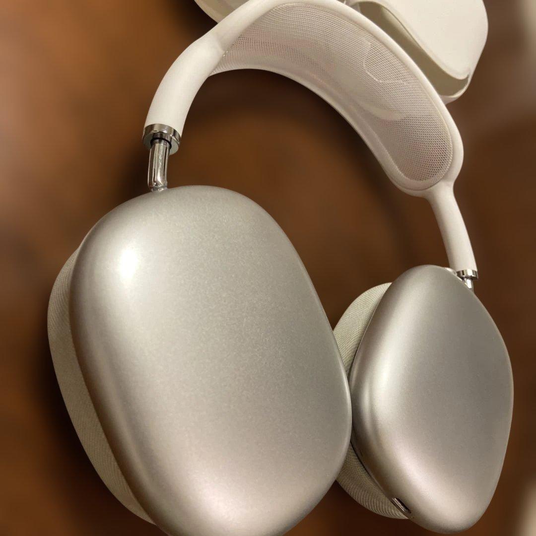 AirPods MAX シルバー ワイヤレスヘッドホン　 本体 ケース付き箱無し