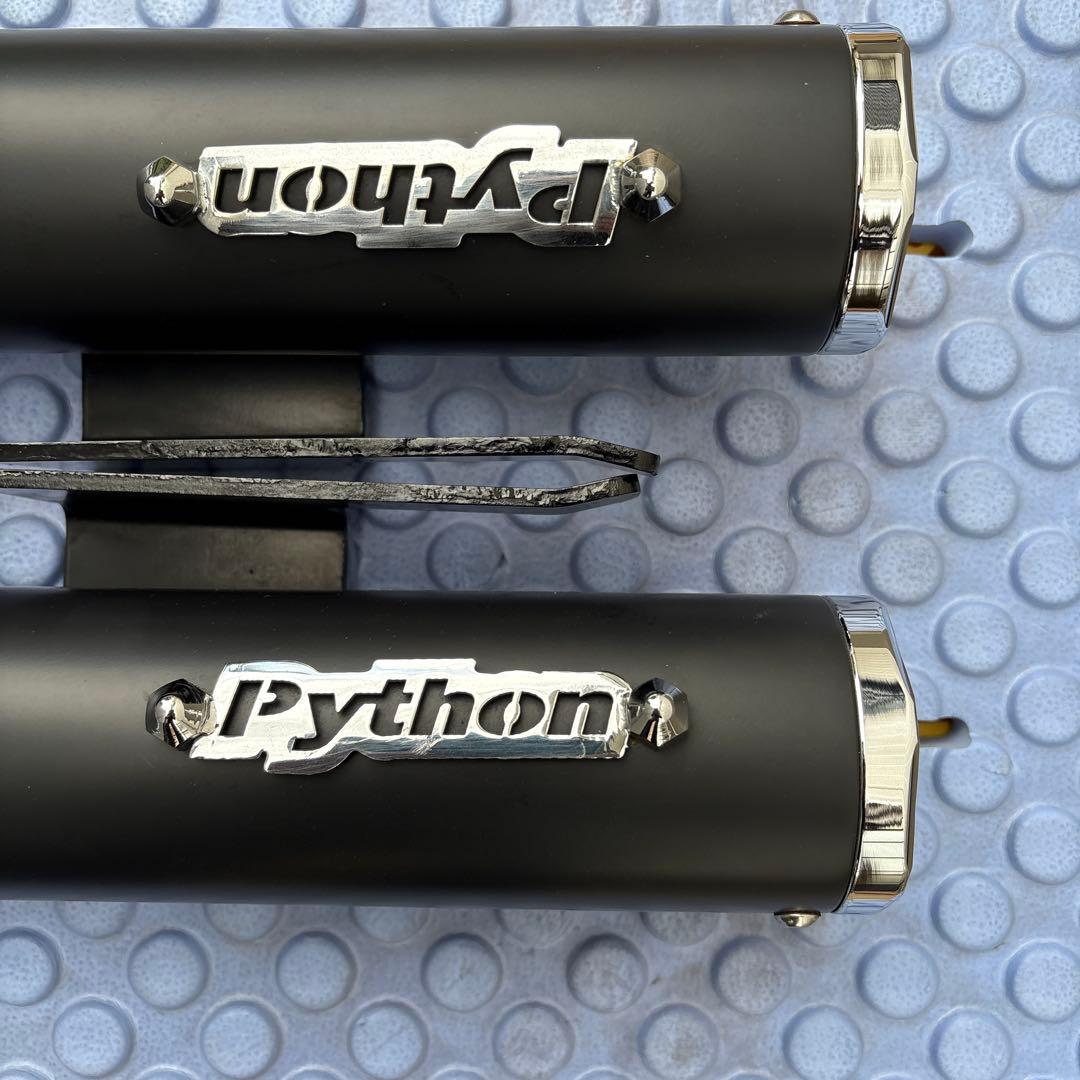 Python ハーレーツーリン　マフラー ブラック　2007年FLTRに装着分