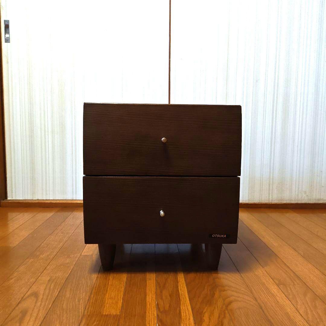 【美品】大塚家具 コンセント付きサイドテーブル／ナイトテーブル