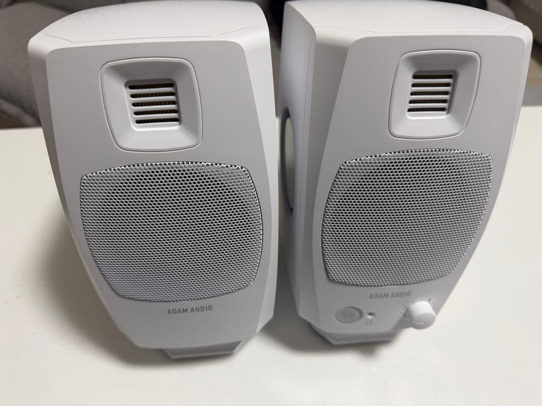 ADAM AUDIO D3V モニタースピーカー 美品 ほぼ未使用