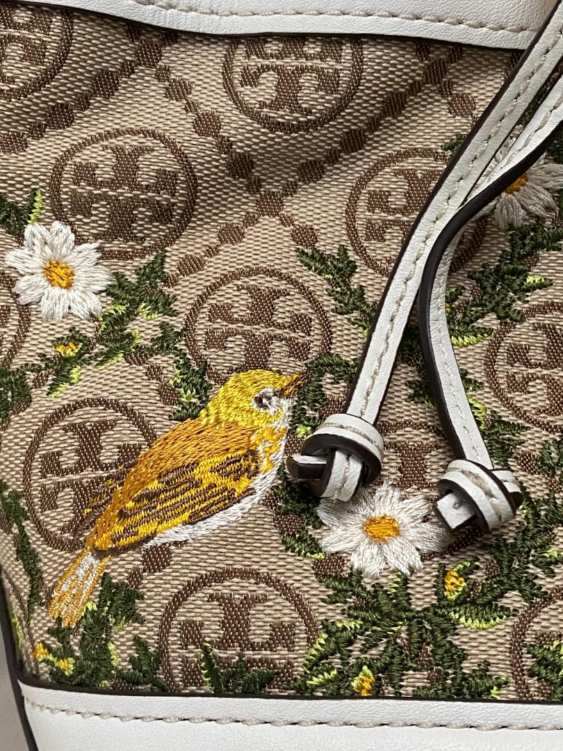 トリーバーチバッグTモノグラム鳥