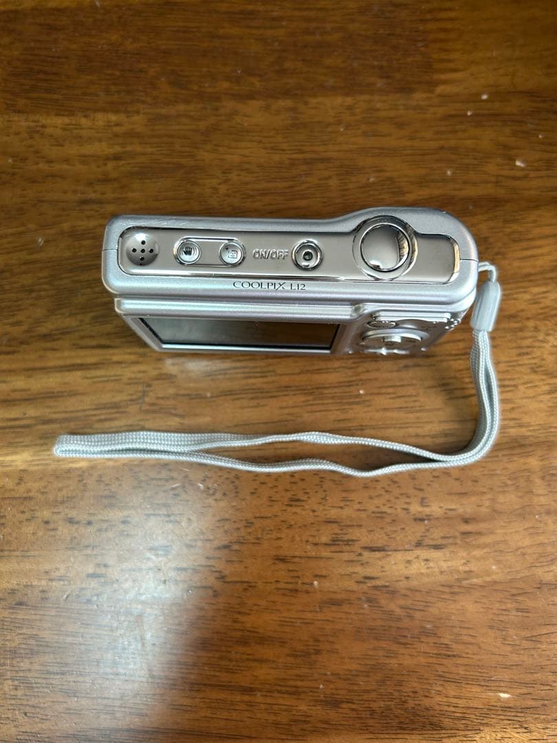 Nikon COOLPIX L12 シルバー デジタルカメラ