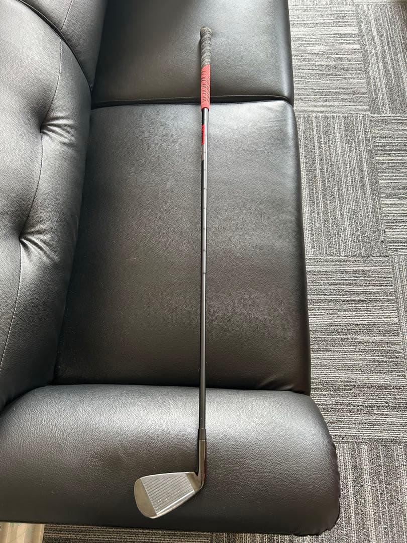 希少　TaylorMade P-790ブラック　4番アイアン　ブラックラッピング