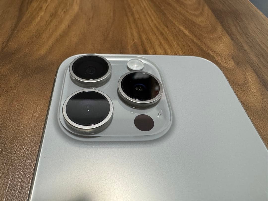 iPhone 15 pro 256GB ナチュラルチタニウム　ジャンク
