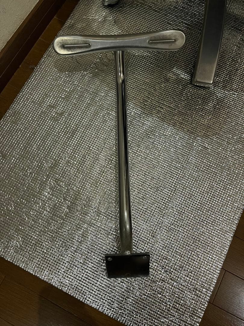 ヘアーサロン タカラベルモント カットチェアー