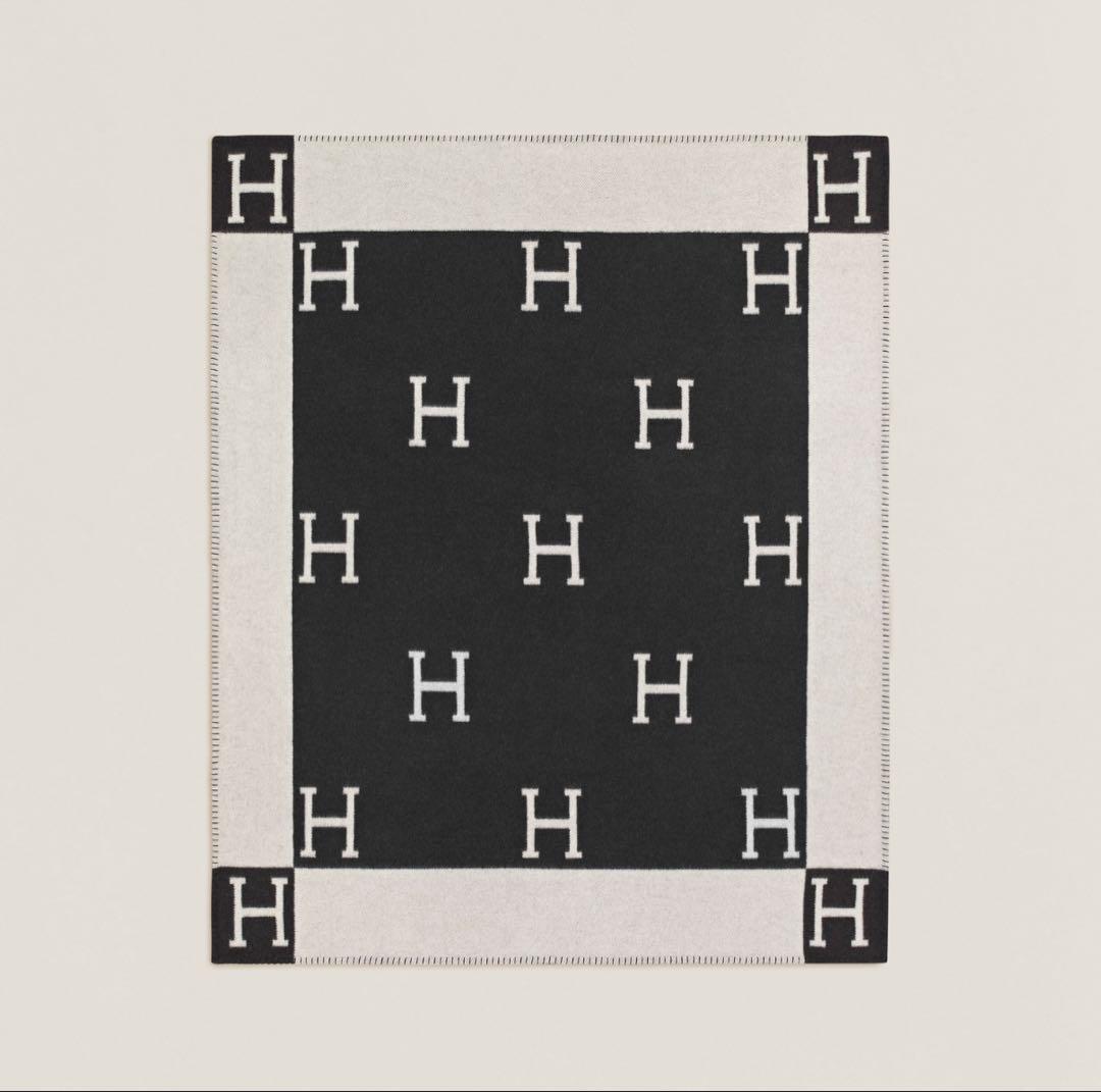 HERMES プレード　アヴァロン　新色