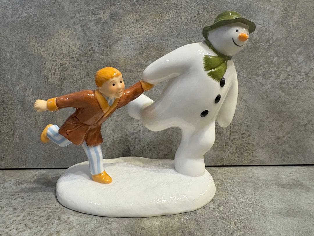 スノーマン　ウェッジウッド・コールポート　陶器　置物