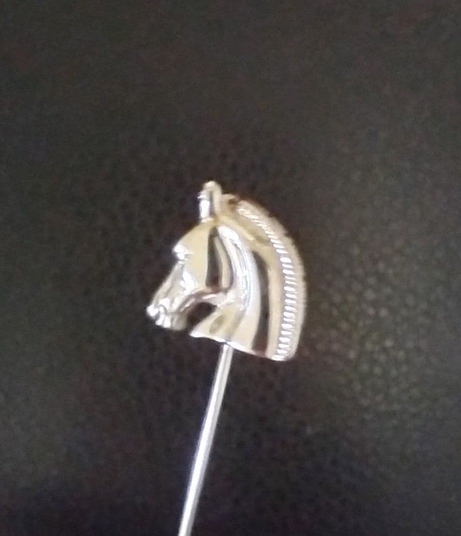 美品 エルメス ホースヘッド ピンブローチ シルバー