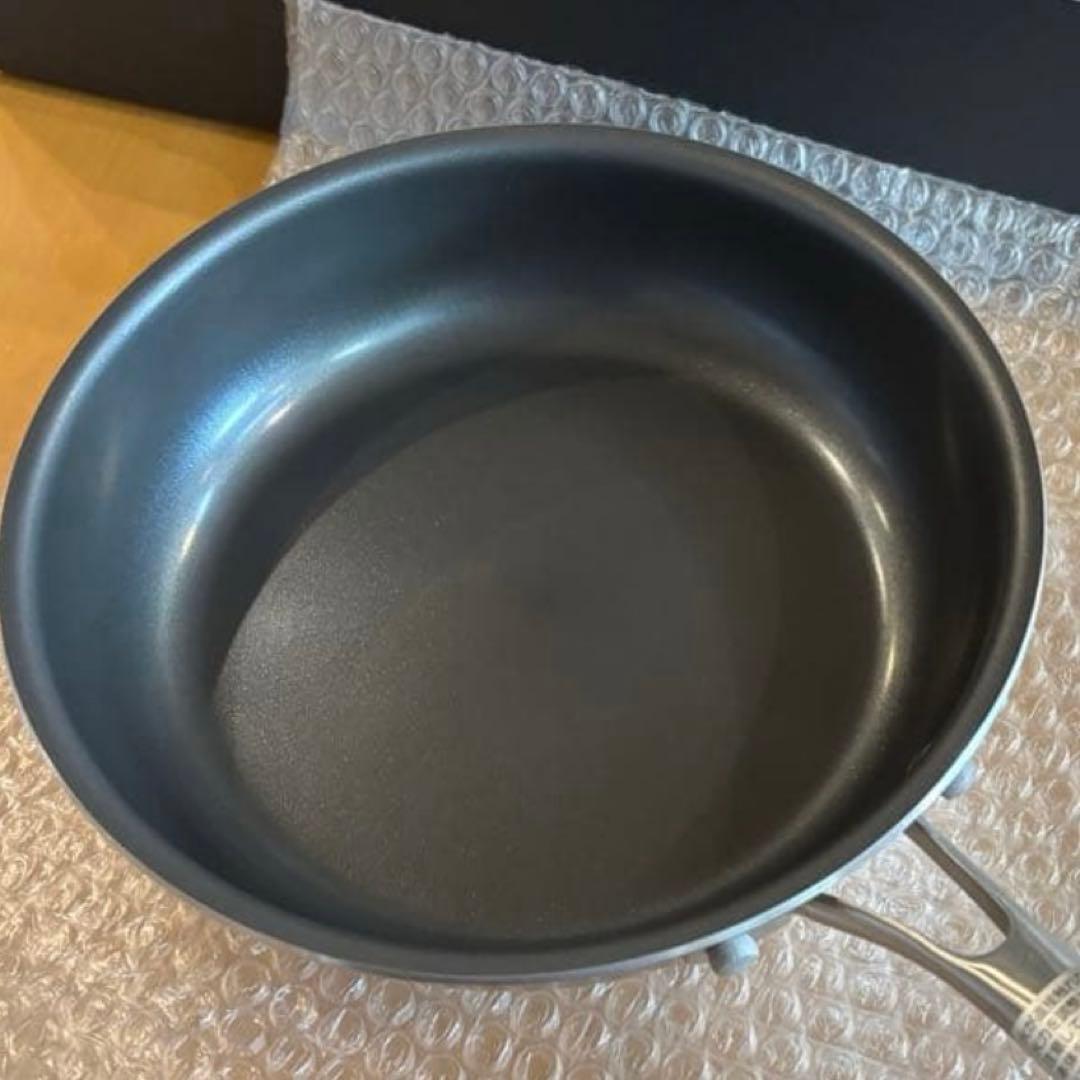 SURUTTO PRO ステンレススチール フライパン 26㎝