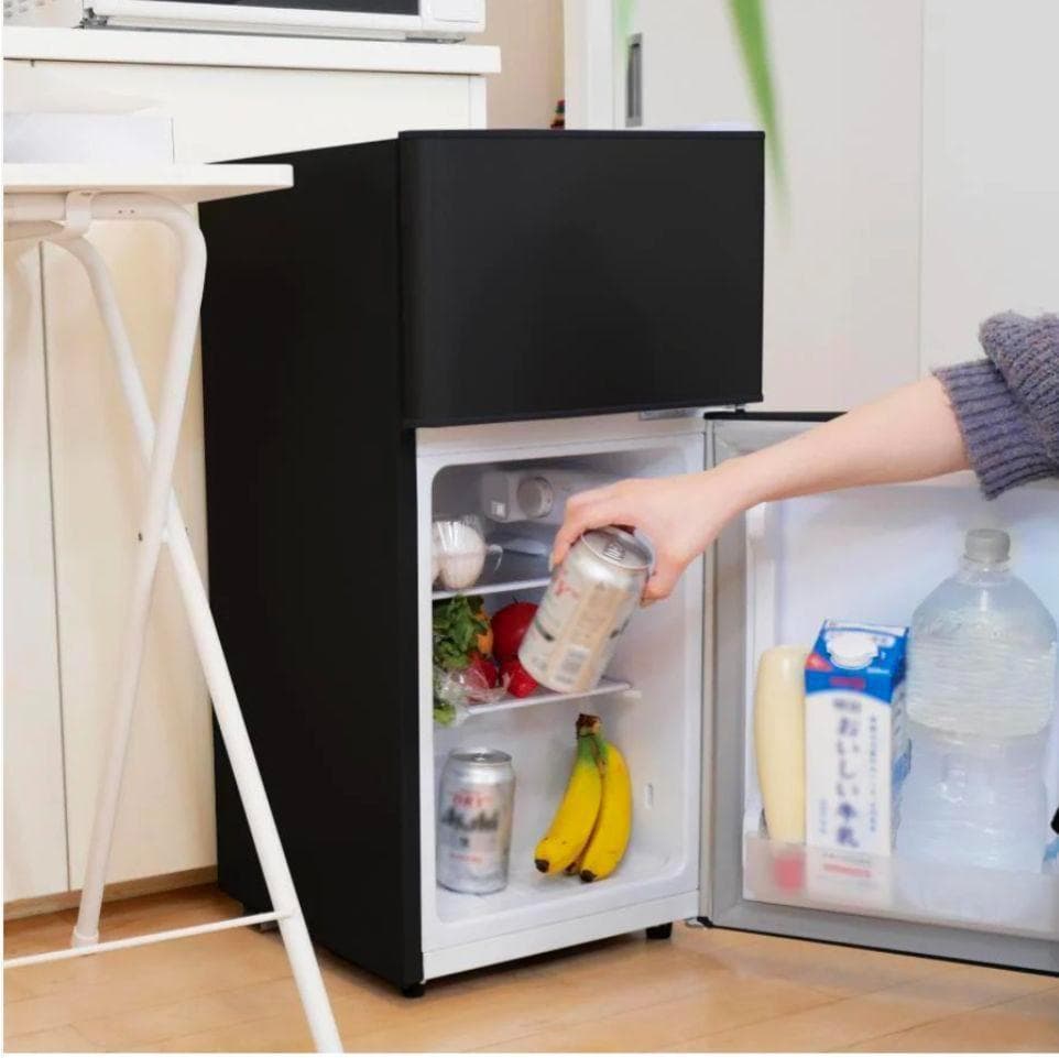 ⭐️新品⭐️小型冷蔵庫【60L】［ブラック］2ドア　静音 省エネ 右開き