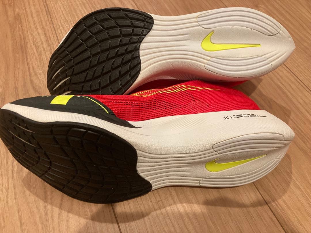 タイムセール(未使用)NIKE ズームXヴェイパーフライネクスト2% 27cm