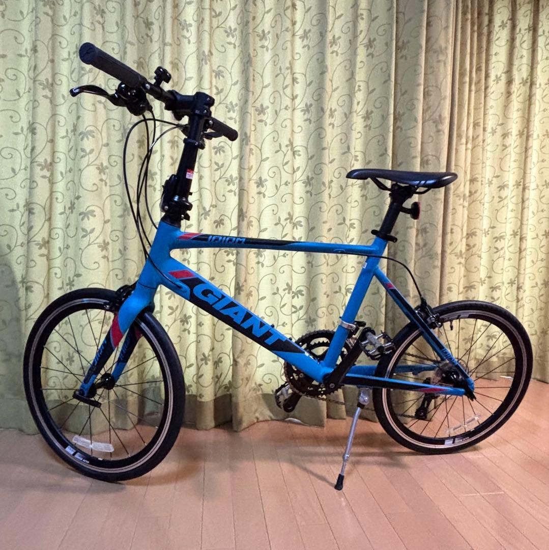 【美品】ジャイアント GIANT IDIOM1 イディオム1 ミニベロ