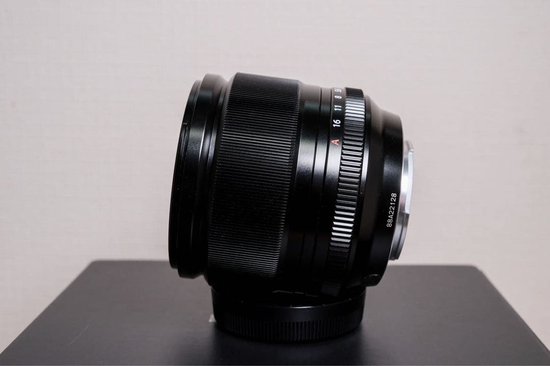 美品 富士フイルム XF56mm F1.2 R 純正角型フード付