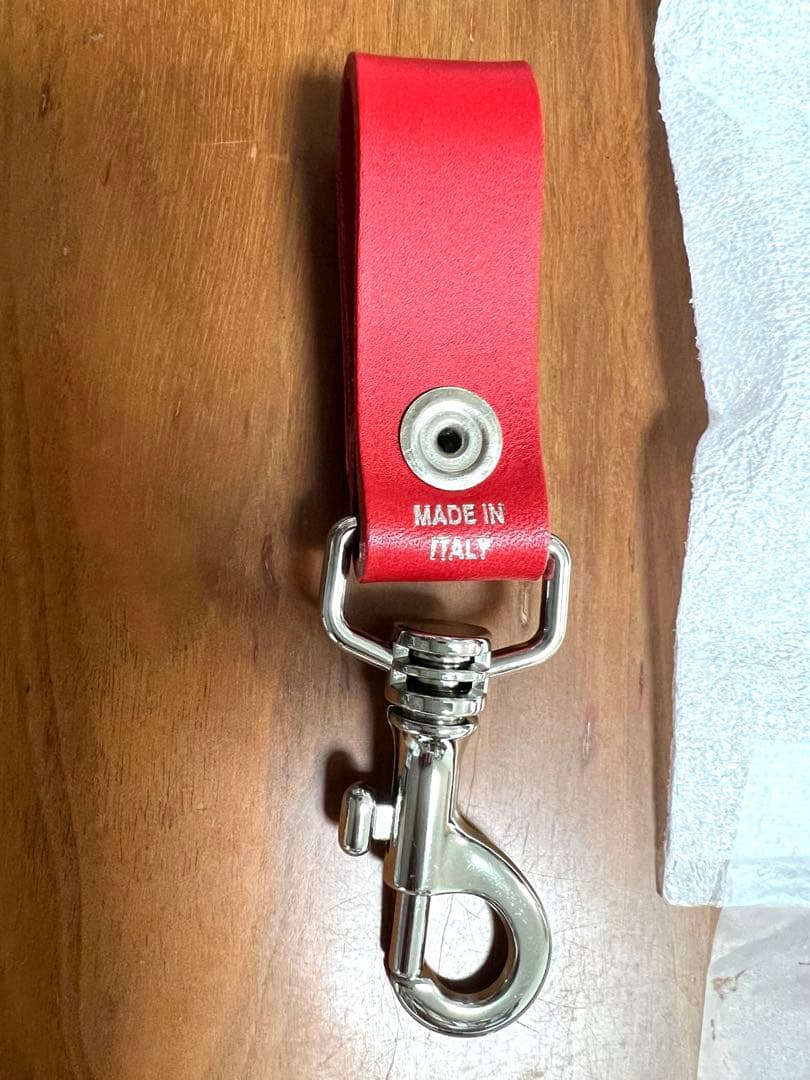 値下げ❣️新品Supreme Leather Key Loop キーホルダー 伊製