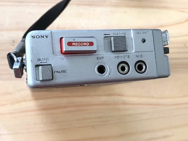 木木 整備済完全動作品 SONY TCM-100 プレスマン ストラップ