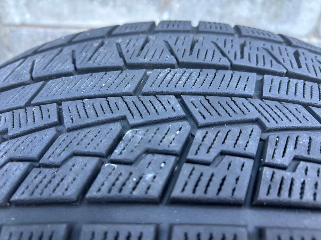 メルセデスベンツVクラス 18インチ スタッドレスタイヤ・ホイールセット