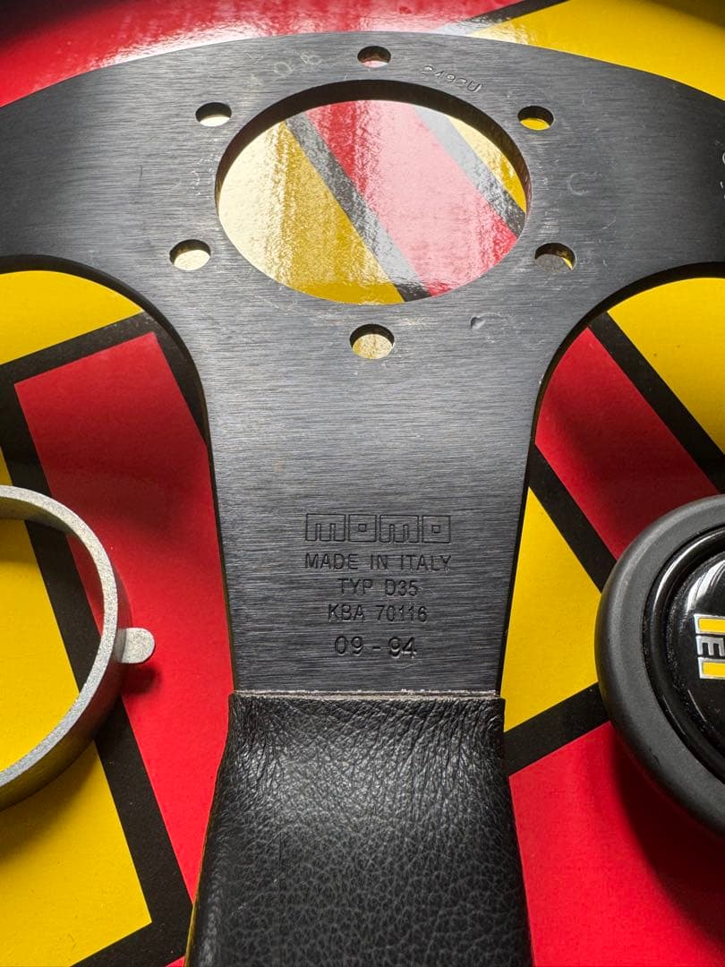 【中古】momo CORSE 35Φステアリングホイール 本体 黒 ホーン 外箱