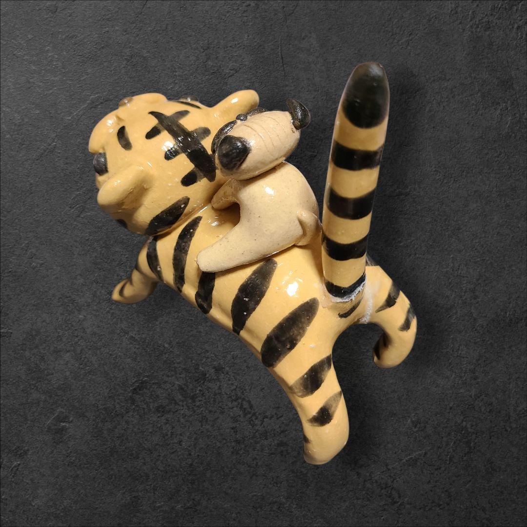 陶器干支置物 パグ置物 6体セット 未 申 酉 卯 巳 寅　台付き　正月