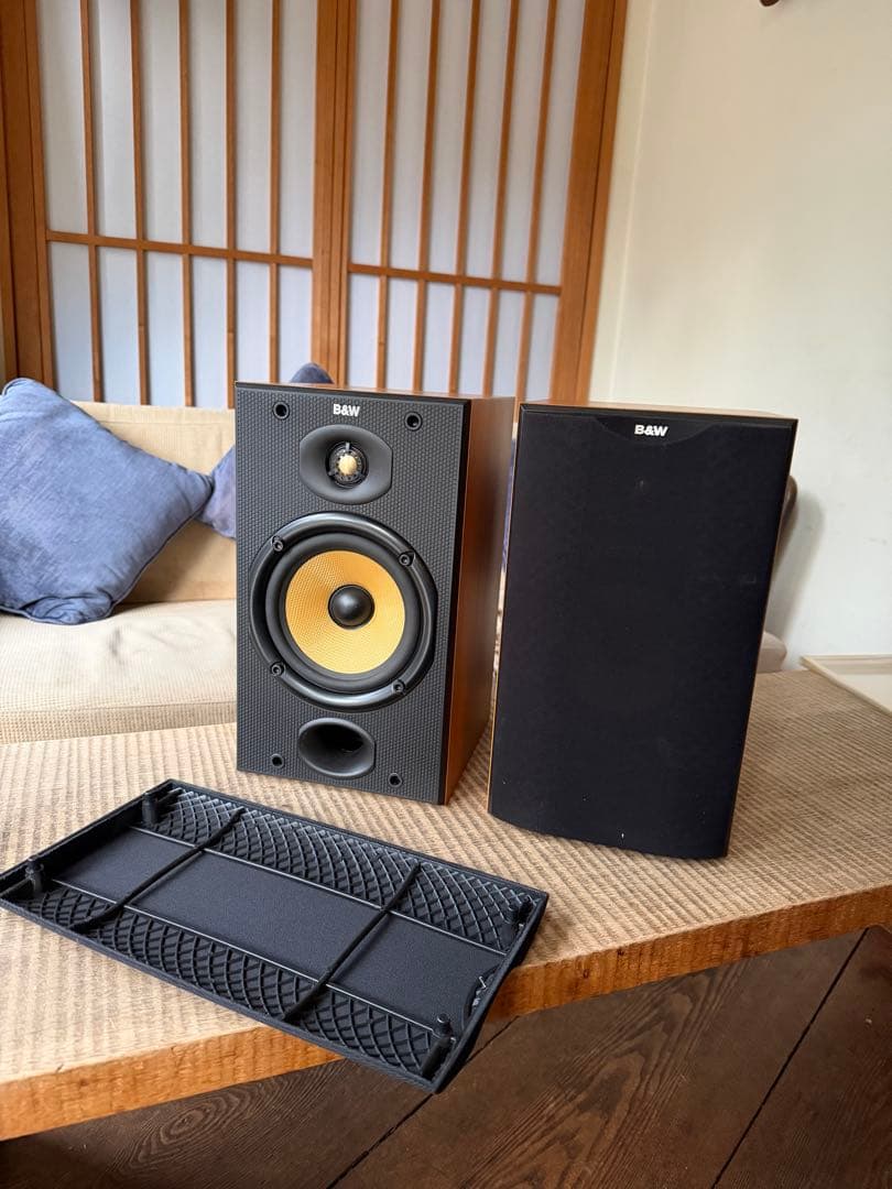 B&W（Bowers & Wilkins） DM601 スピーカー ペア