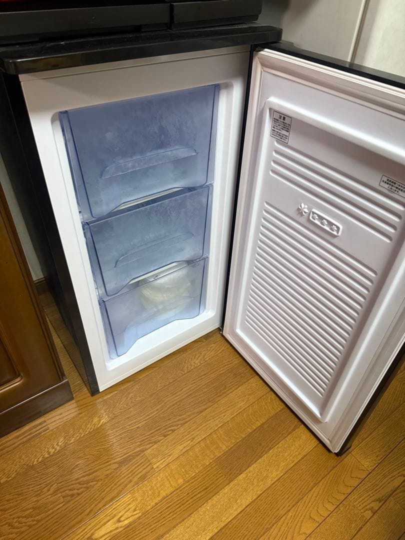 IRIS OHYAMA ノンフロン冷凍庫IUS-5A ６０Ｌ