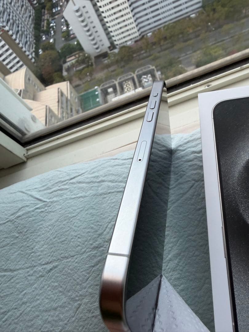 Simフリー Apple iPhone 15 Pro Max 256GB 美品