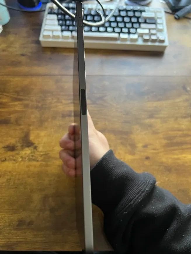 ぽ*様 iPad Air5Wi-Fiモデル スペースグレイ + Apple Pe