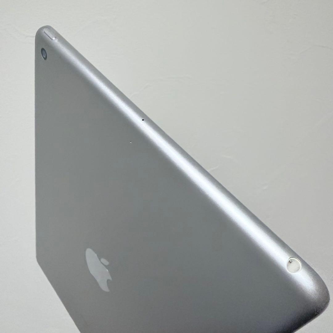 iPad(第7世代) 128GB シルバー WiFiモデル
