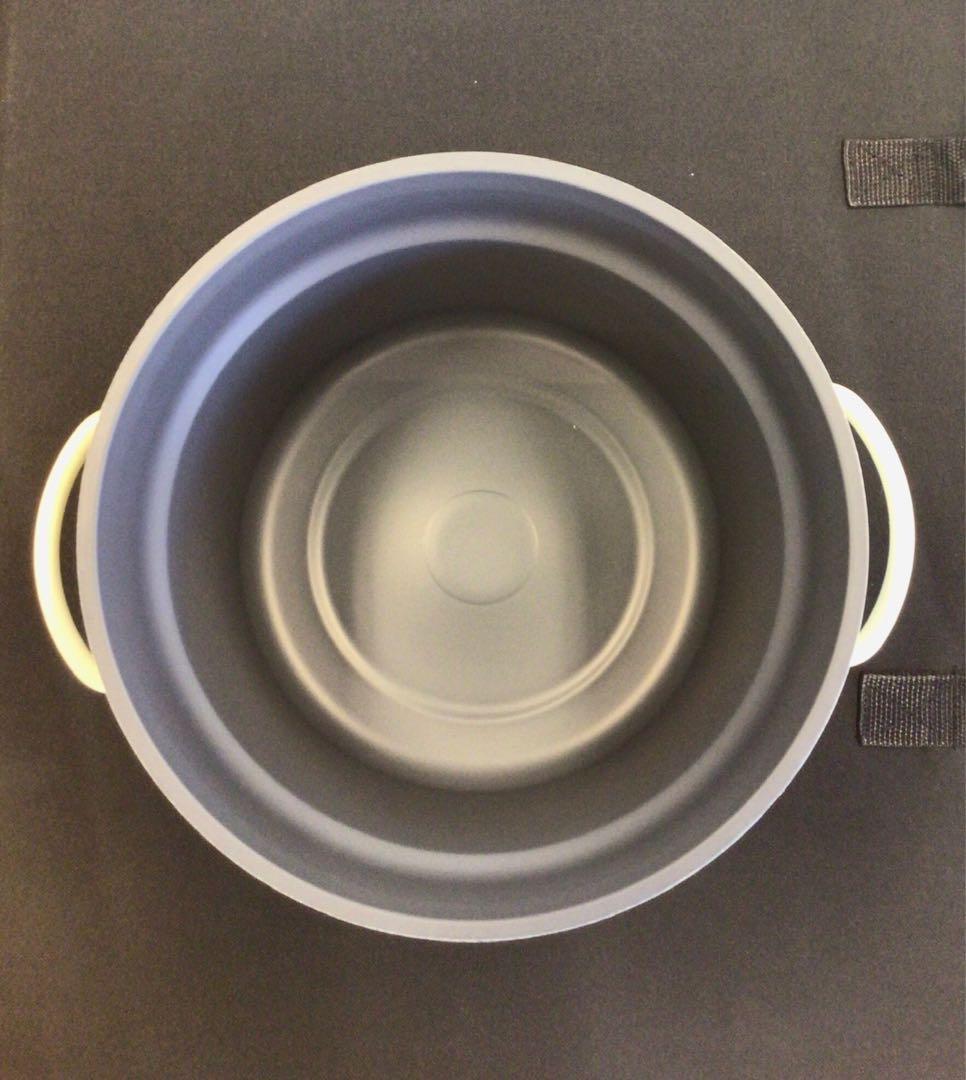 サーモス　高性能保温おひつ　シャトルジャー　10合　1升　新品　未使用　箱あり