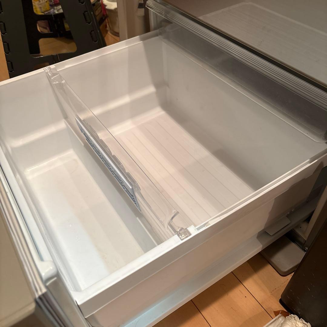 ナッツ　Panasonic NR-E430GV 冷蔵庫　426L