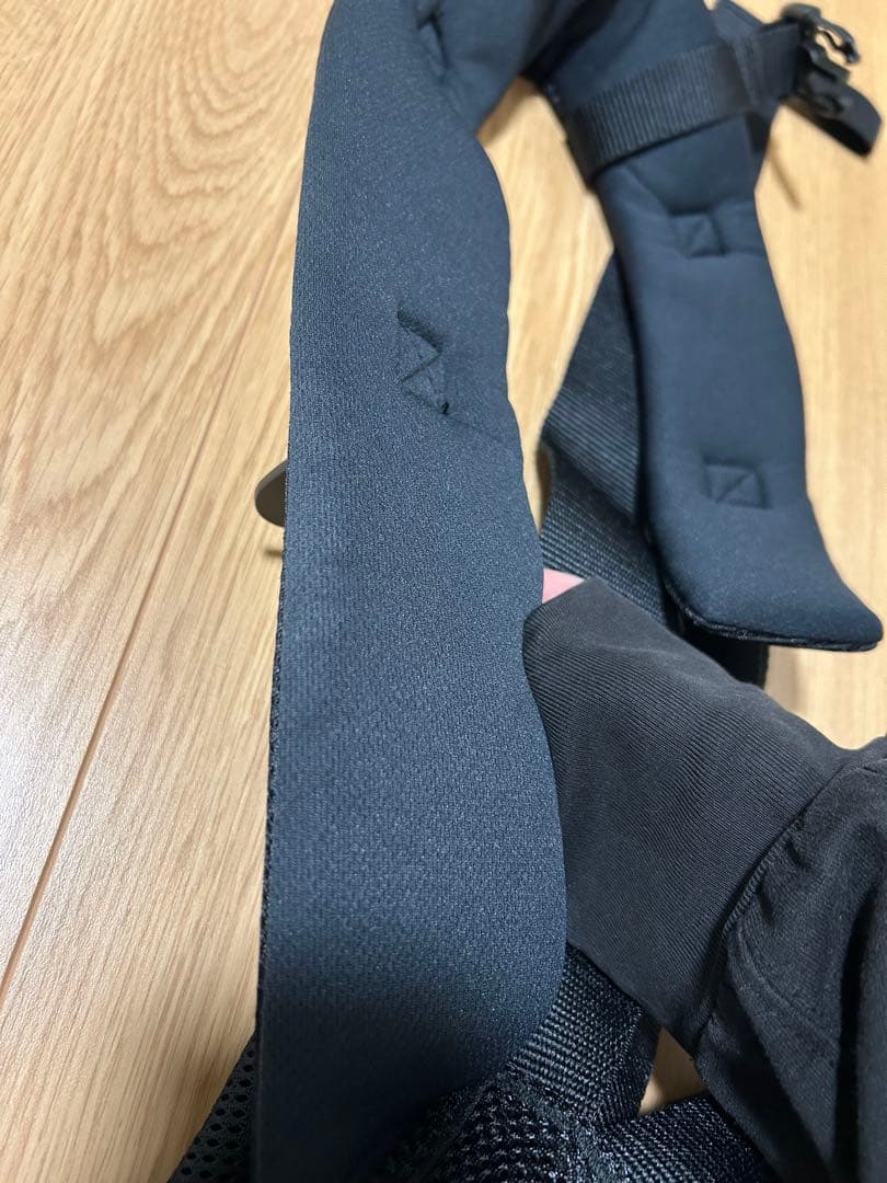 再値下げ　Apricaアップリカ Laclisラクリス 抱っこ紐 ブラック