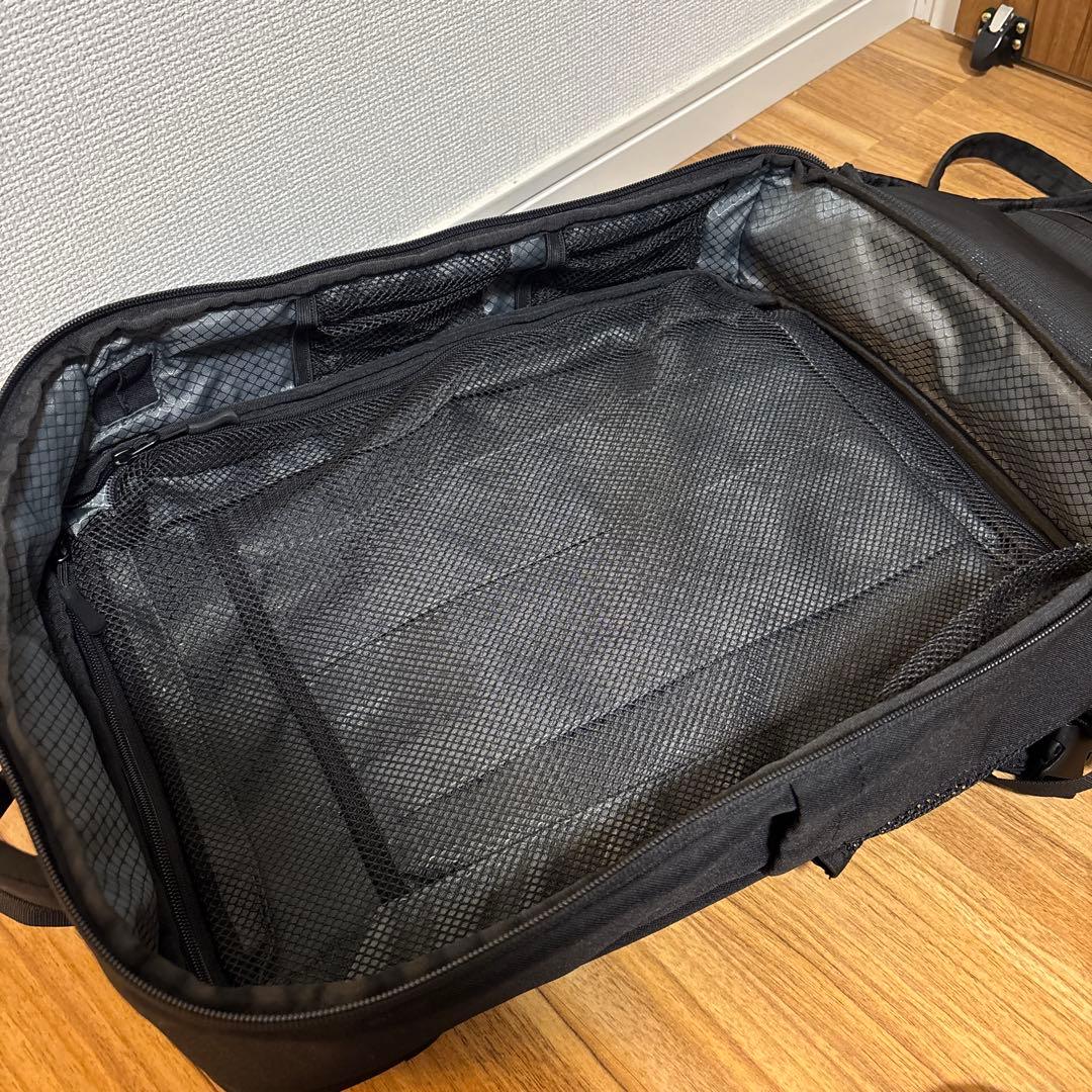 Evoon マルチビジネスリュック4.0 22〜35L ブラック PC収納