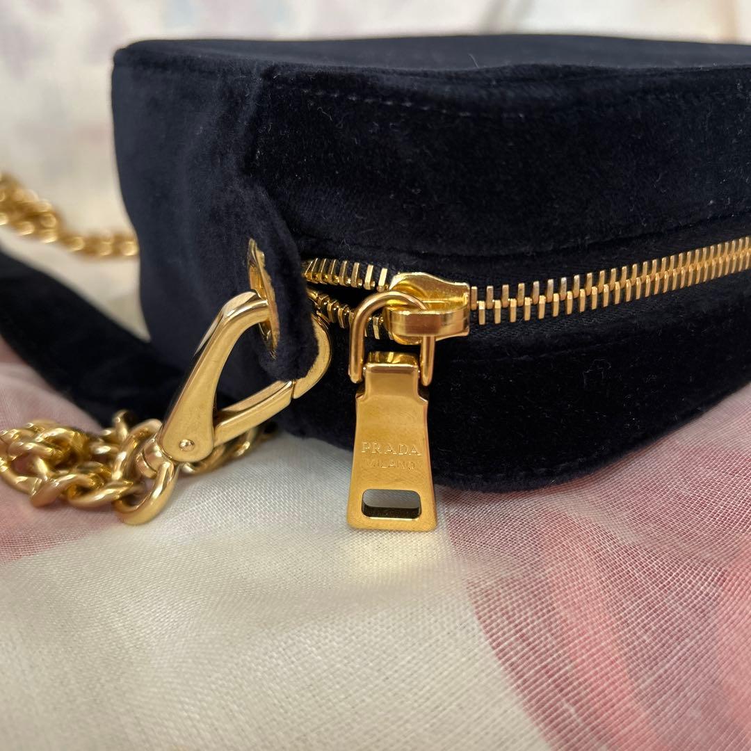 PRADA プラダ　チェーンショルダーバッグ ベルベット ベロア