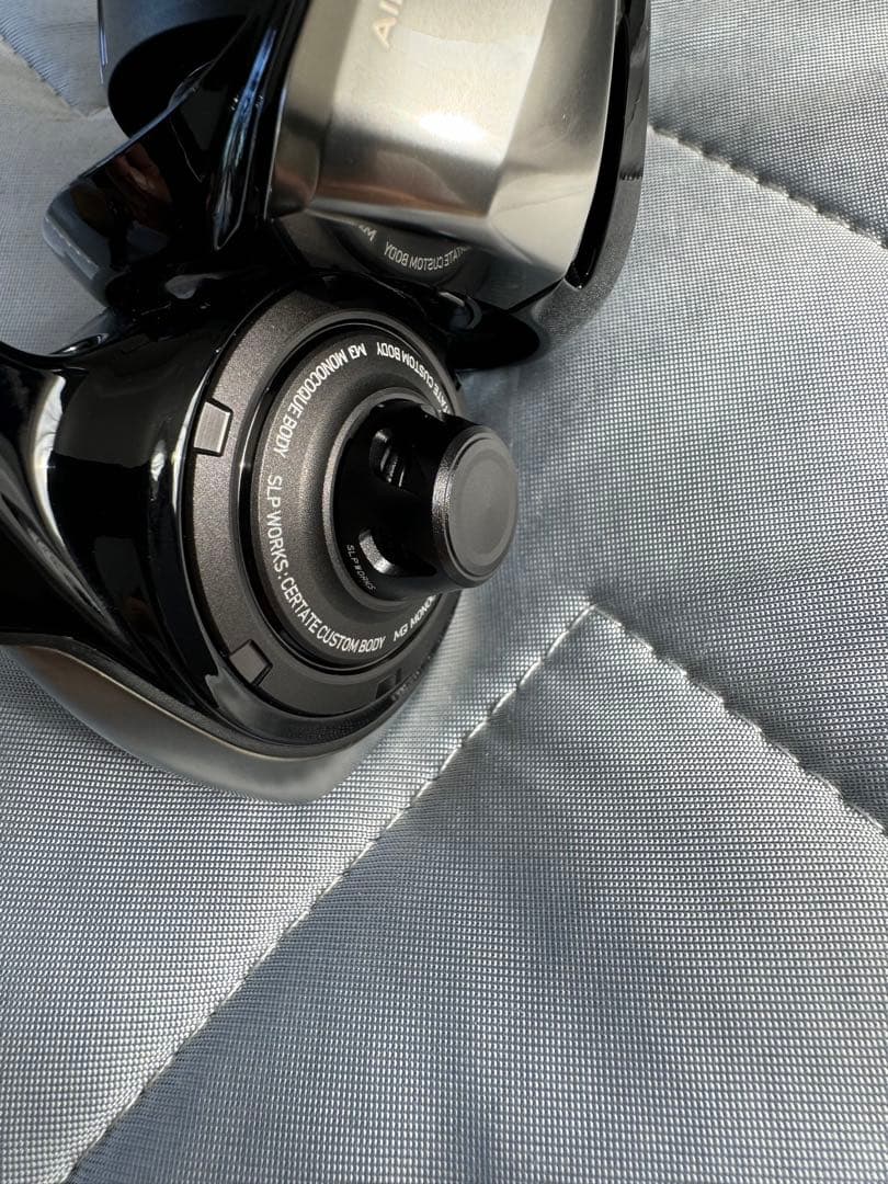 新品　ダイワ　セルテート LT4000-CXH-SLPW SLPカスタムボディ