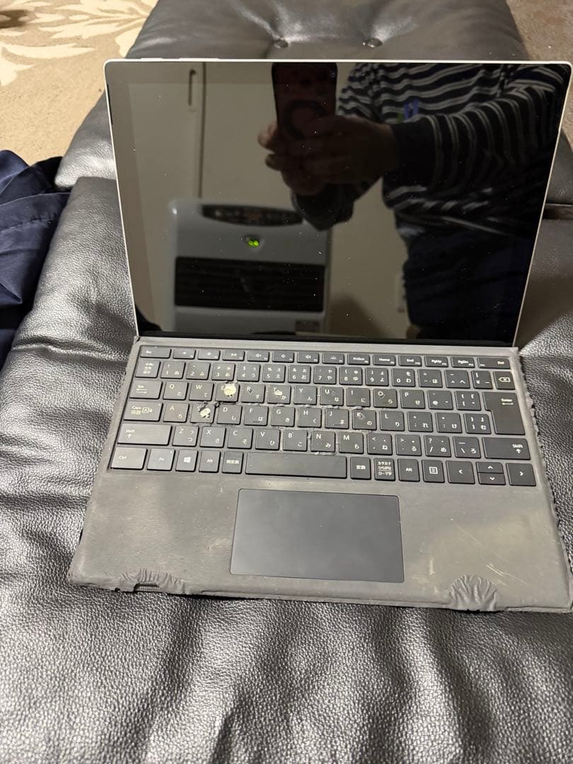 Microsoft Surface Pro 5シルバー キーボードカバー付き