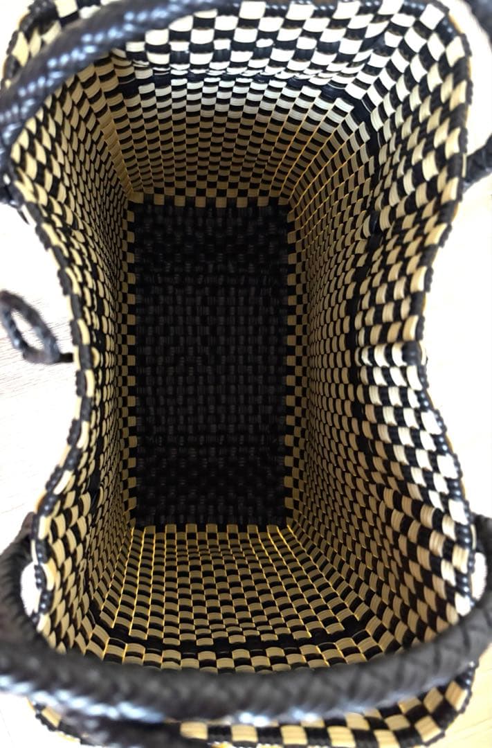 新品未使用★MEKEARISA★メケアリサGUMMY BAG・M ・Beans