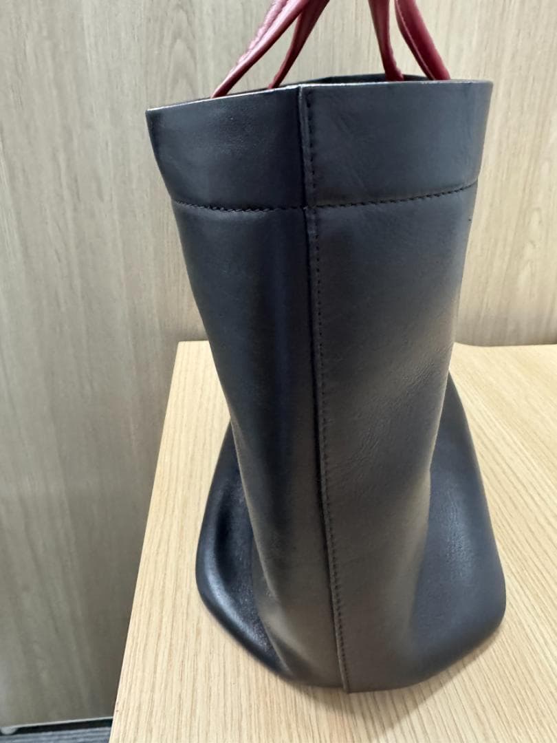 BALLY　バリー　レザー　ハンドバッグ