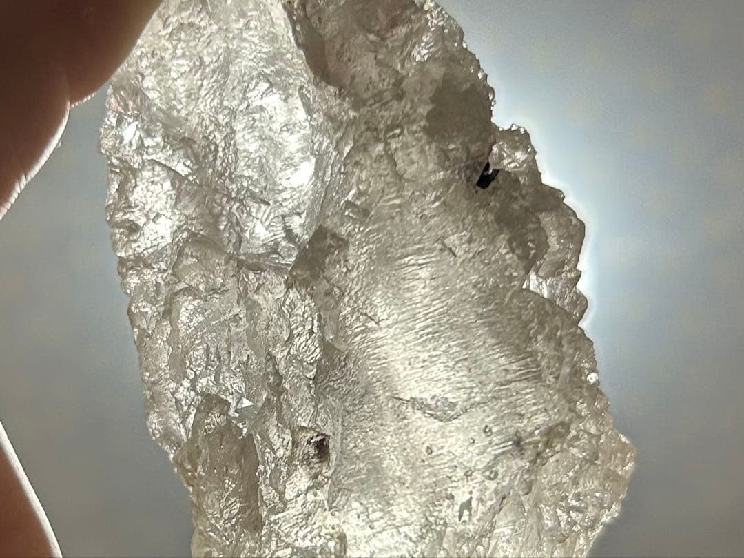 総重量1400g！アイスクリスタル（蝕像水晶）ニルヴァーナクォーツ