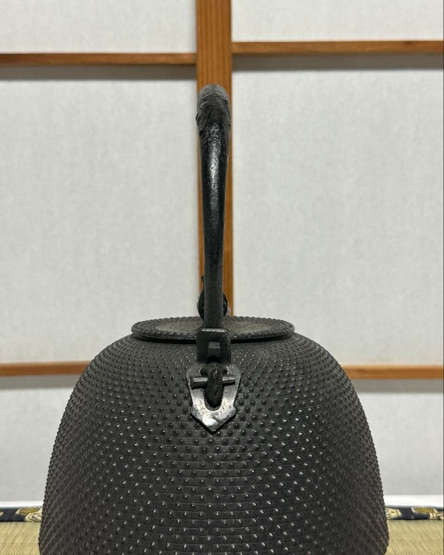 本番盛岡 薫山 南部鉄器 鉄瓶 南部型 霰 あられ 2リットル 新品未使用品