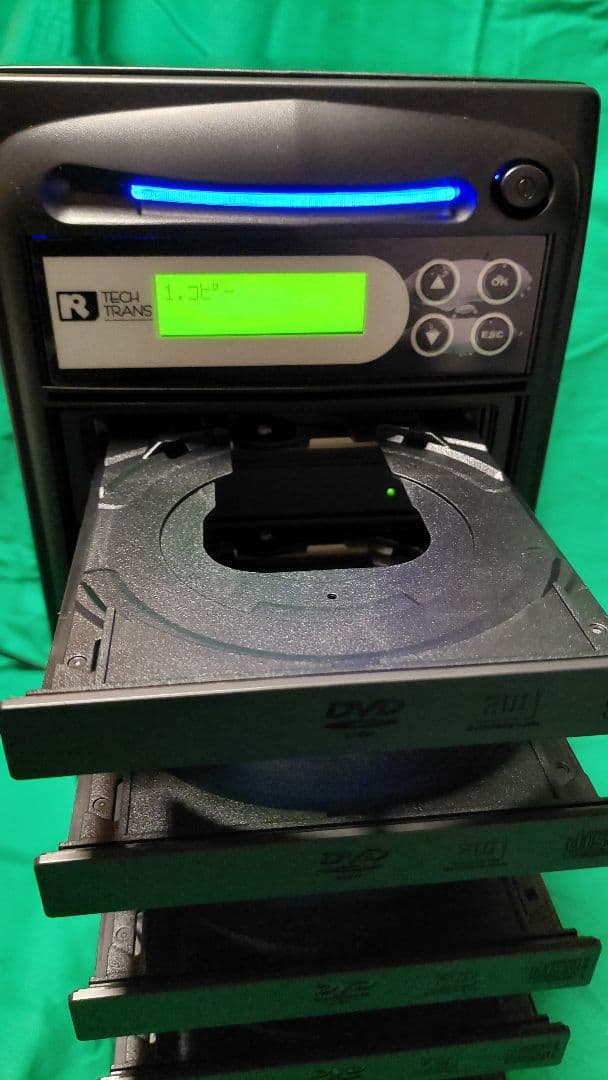 DRP-シリ-ズ　　　　　　　CD/DVD HDD-7ドライブ複製器