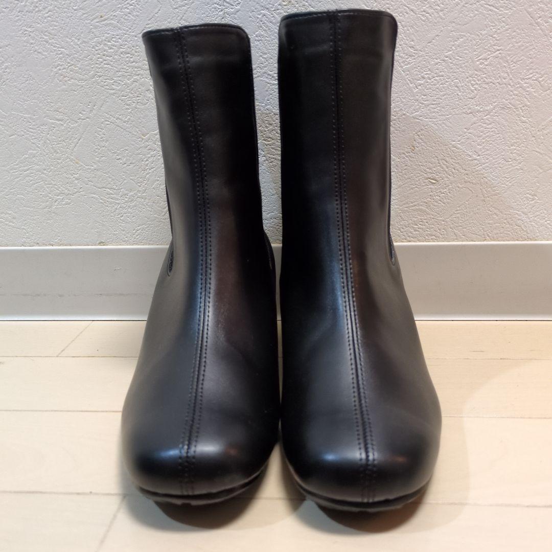 RAKUNAラクナ 5.5cmヒール　ブラックレザー サイドゴアブーツ